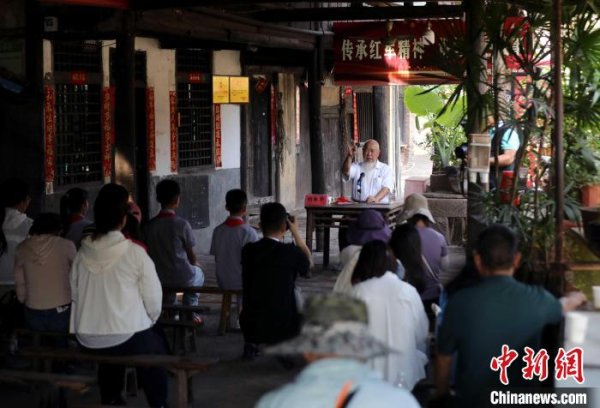 粤友钱 赤水河畔讲述红色故事 太平古镇奏响民族团结新乐章
